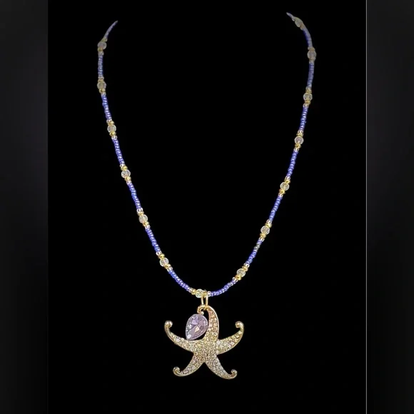 18” Hand Beaded Necklace with Rhinestone Starfish Pendant - Picture 2 of 2